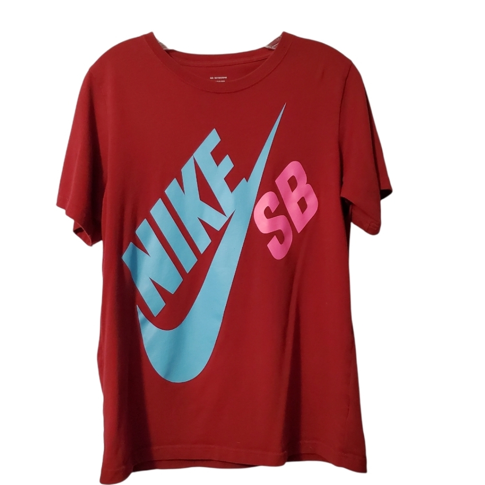 Nike Skateboarding T-Shirt Size XL 13-15 Yrs